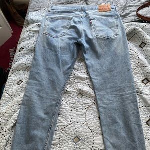 Levi’s 502’s 33x32 light wash
